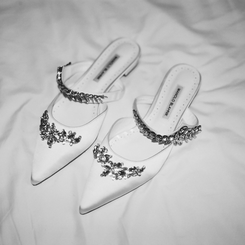 Manolo Blahnik Lurum 45 crystal-embellished satin mules